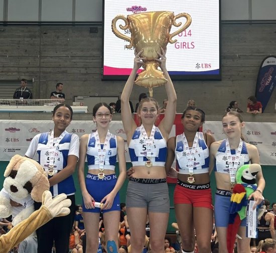 Image Lucie Robert remporte la finale suisse de l'UBS Kids Cup Team